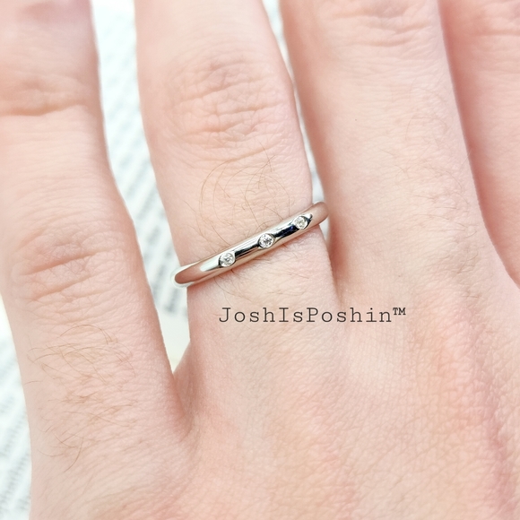 Moissanite bezel set ring band in sterling silver - Picture 6 of 13